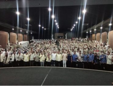 Foto bersama usai pelantikan pengurus IPSM Purwakarata masa bhakti 2025-2030 di Bale Sawala Yudisthira, Setdakab Purwakarta, Jumat 17 Juli 2026.